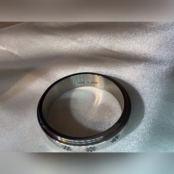 🍉Fidget Ring - Picture 2 of 2